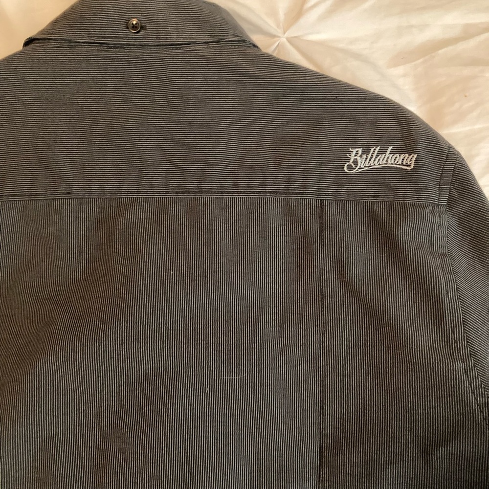 Billabong button down